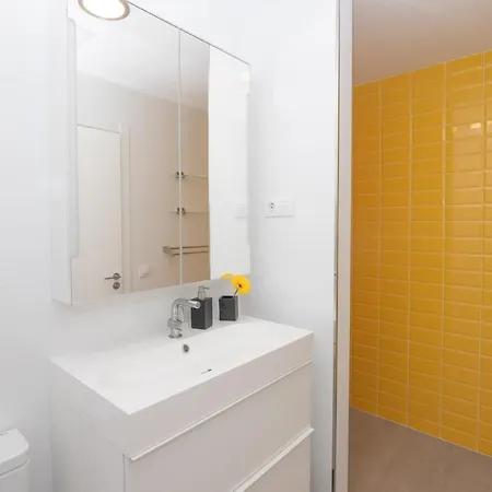 Apartamento Yellow Two-Bedrooms Apartment - Newly Built