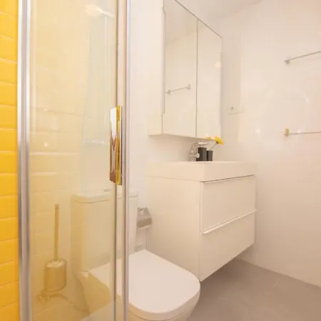 Yellow Two-Bedrooms Apartment - Newly Built * Corralejo