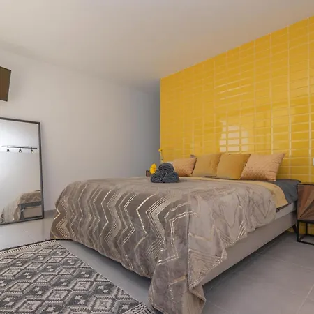 Yellow Two-Bedrooms Apartment - Newly Built Lejlighed Corralejo