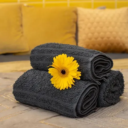 Apartamento Yellow Two-Bedrooms Apartment - Newly Built